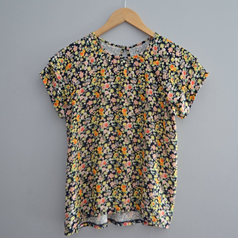 Loft Outlet Floral Flutter Sleeve Mixed Media Blouse Size XSP